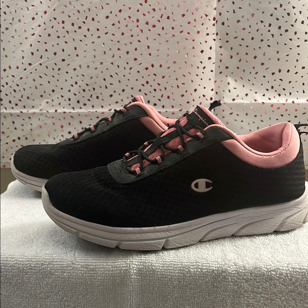 Champion Women's Black and Pink Sneakers
